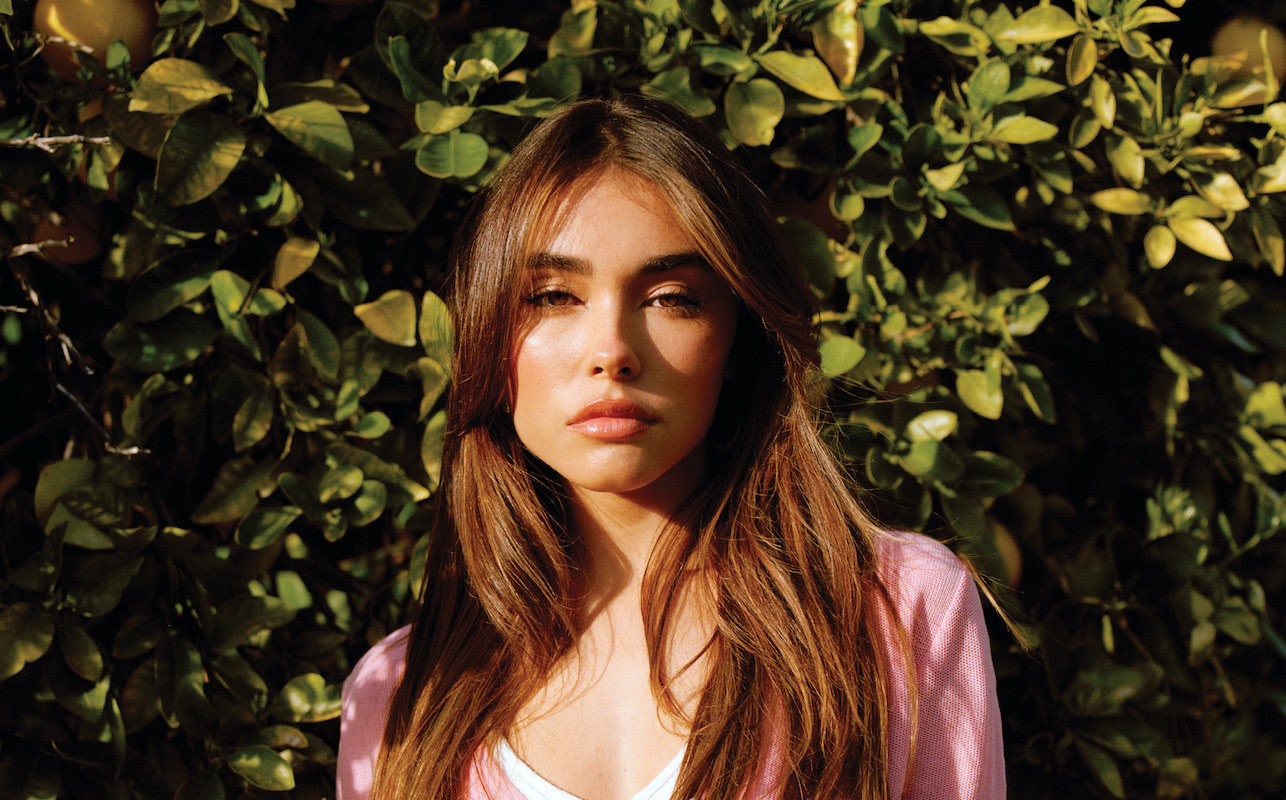 madison beer jordans blue